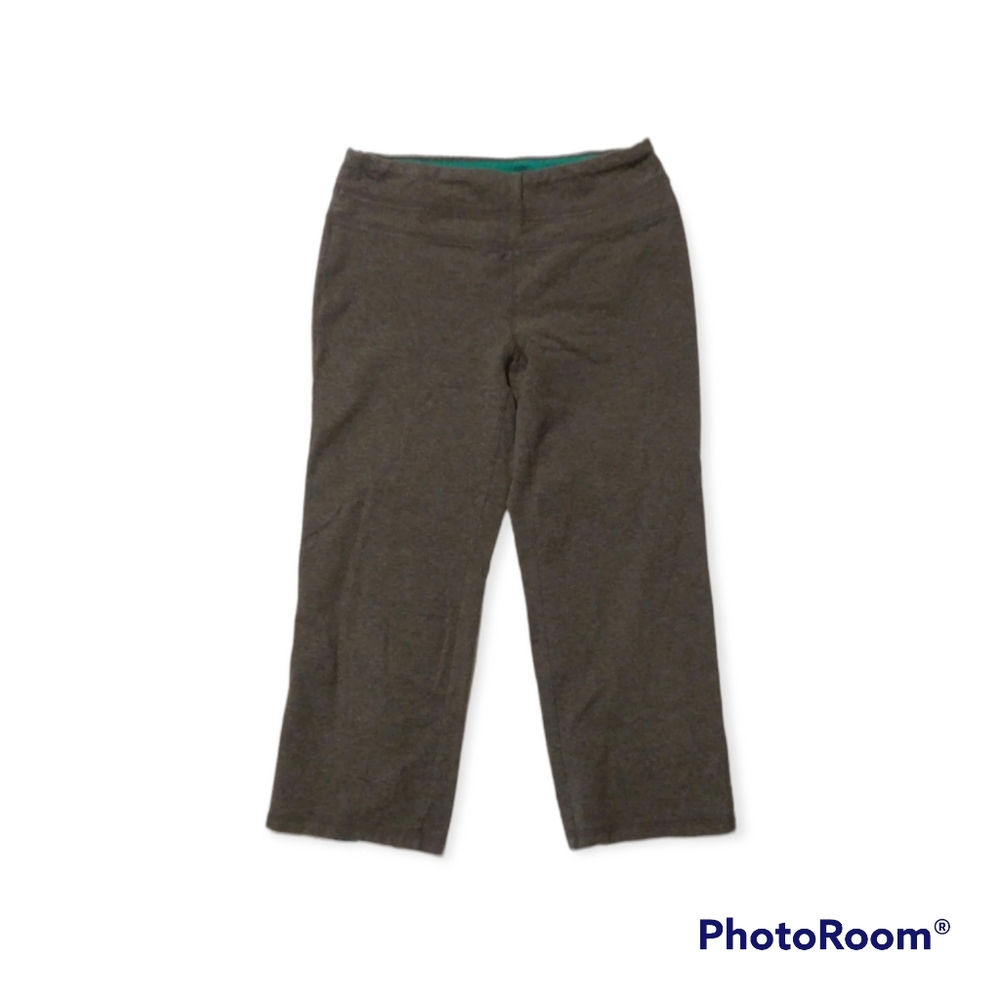 GapBody Capri Pants